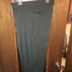 Men’s Alexander Julian dress pants